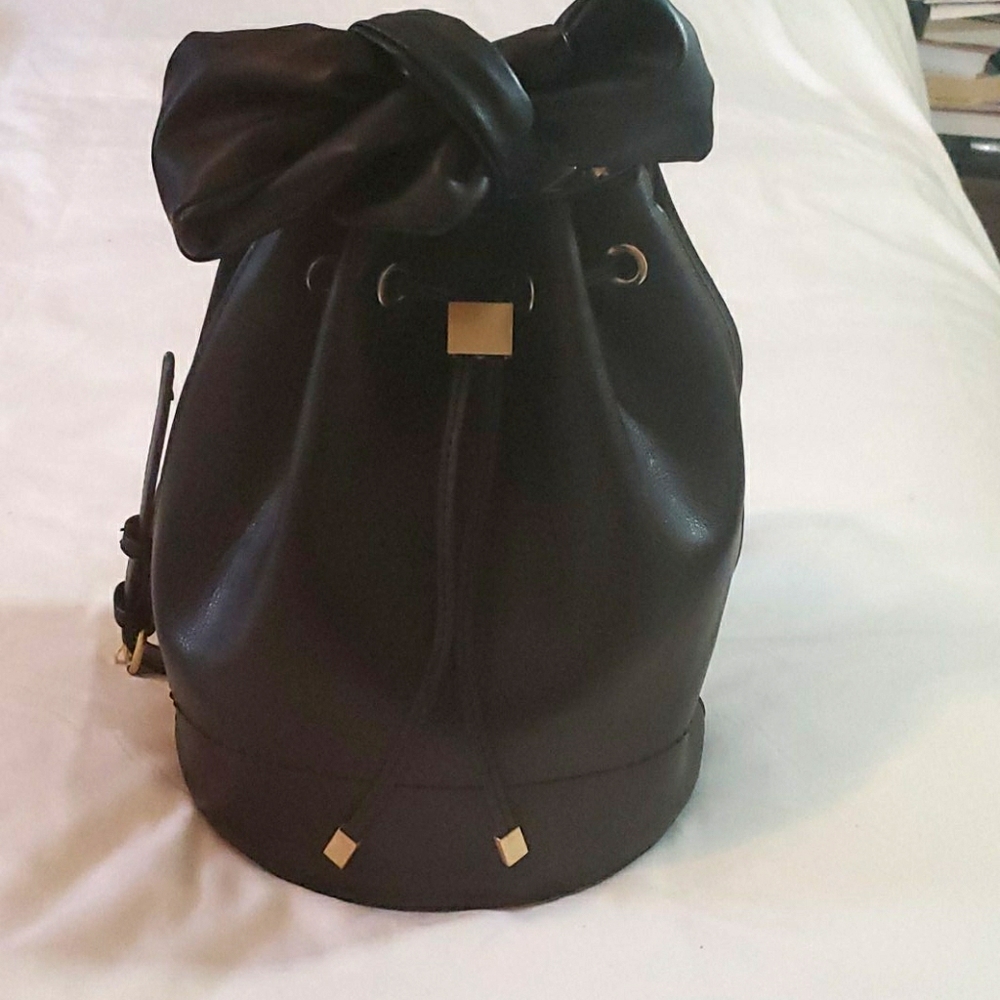 Zara bucket bag